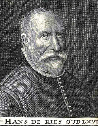 ‘Hans de Ries, óud LXVI’ 1553 - 1638.
Gravure van Willem Jacobsz Delff 1580 - 1638.
volgens Michael Janszoon van Mierevelt 1567 - 1641.
Ephraim33 2009 commons.wikimedia ‘Hans de Ries, óud LXVI’ 1553 - 1638.
Gravure van Willem Jacobsz Delff 1580 - 1638.
volgens Michael Janszoon van Mierevelt 1567 - 1641.
Ephraim33 2009 commons.wikimedia