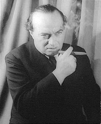 Franz Werfel 1890 - 1945 
Op 14 december 1940. 
Foto: Carl Van Vechten, 1880-1964,
Portrait photographs of celebrities, Library of Congress.
Maksim  2006 commons.wikimedia