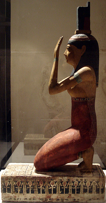 Isis rouwt om Osiris.
Ptolomeïsch, 300 - 30 v. Chr.,
Terracotta, Louvre.
Vania teofilo 2012 commons.wikimedia