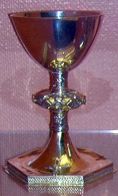 ‘Graal’,
Middeleeuwse kelk
OLV Kerk, Trondheim
Zapf 2006 commons.wikimedia ‘Graal’,
Middeleeuwse kelk
OLV Kerk, Trondheim
Zapf 2006 commons.wikimedia